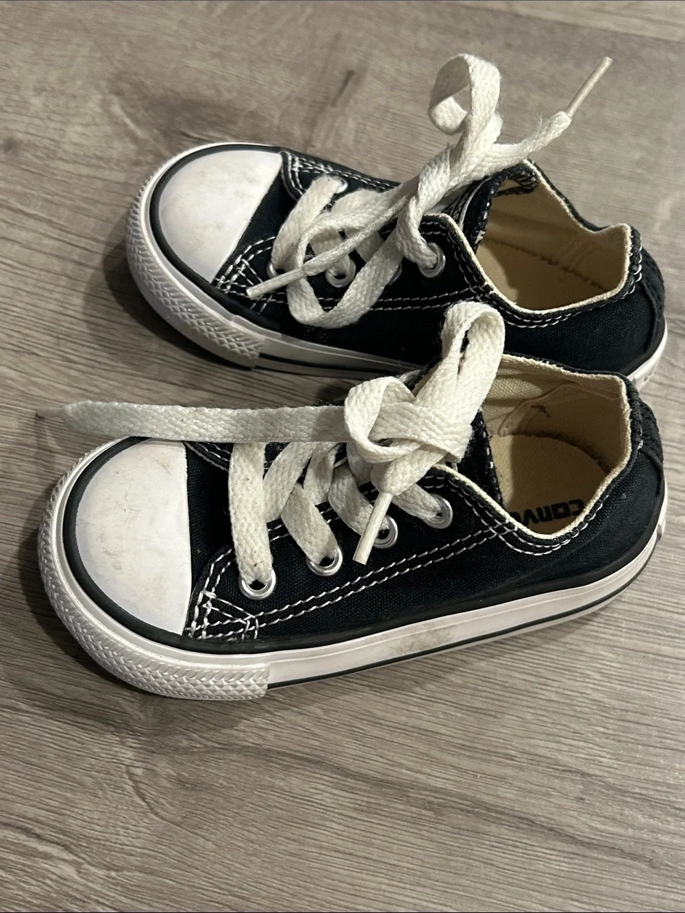 CONVERSE | Baby Sneakers Size 5